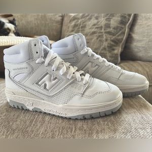 White New Balance 650